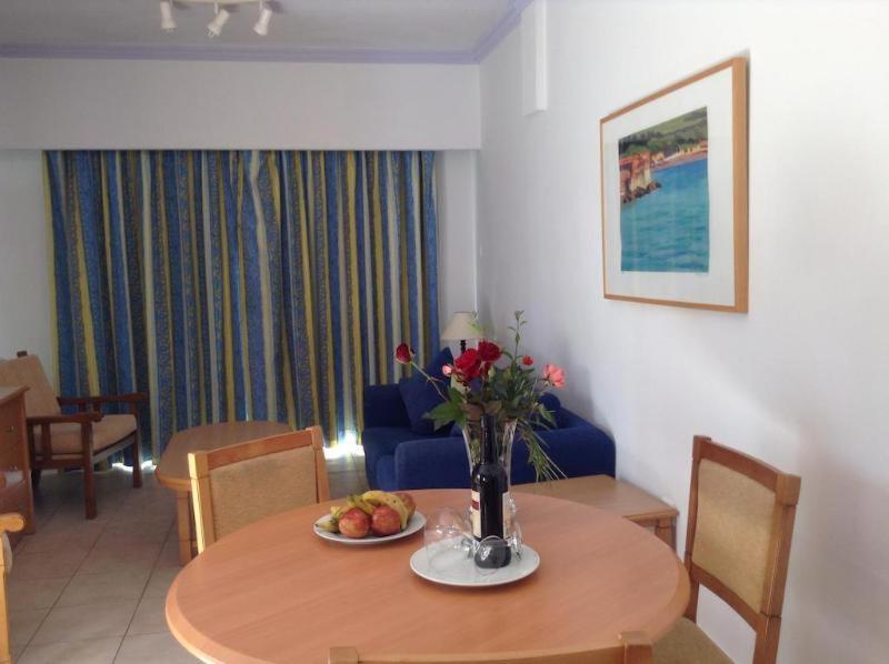 Paphos Gardens Apartment الغرفة الصورة