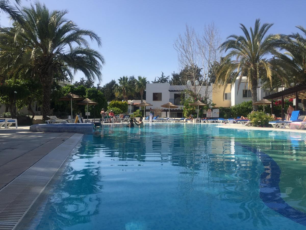 Paphos Gardens Apartment المظهر الخارجي الصورة