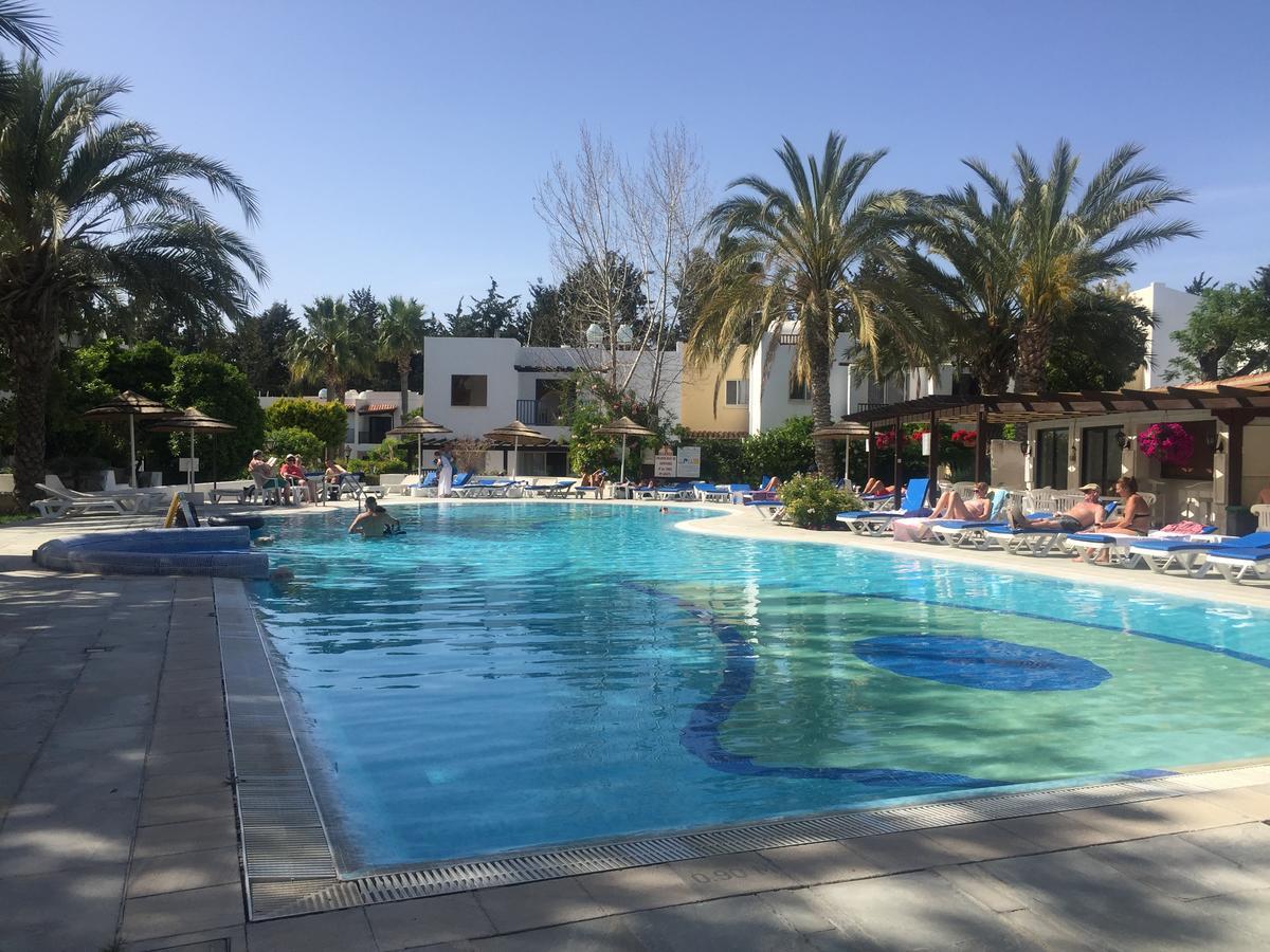 Paphos Gardens Apartment المظهر الخارجي الصورة